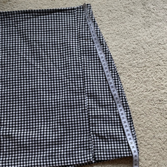 COPY - brandy mini skirt - Picture 5 of 6